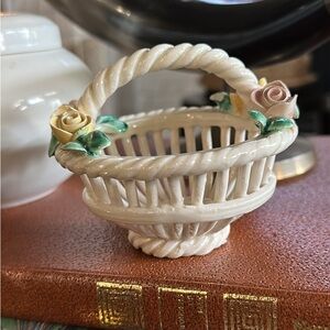 Vintage Italian ceramic basket - 4”- Capodimonte-style - marked Italy
